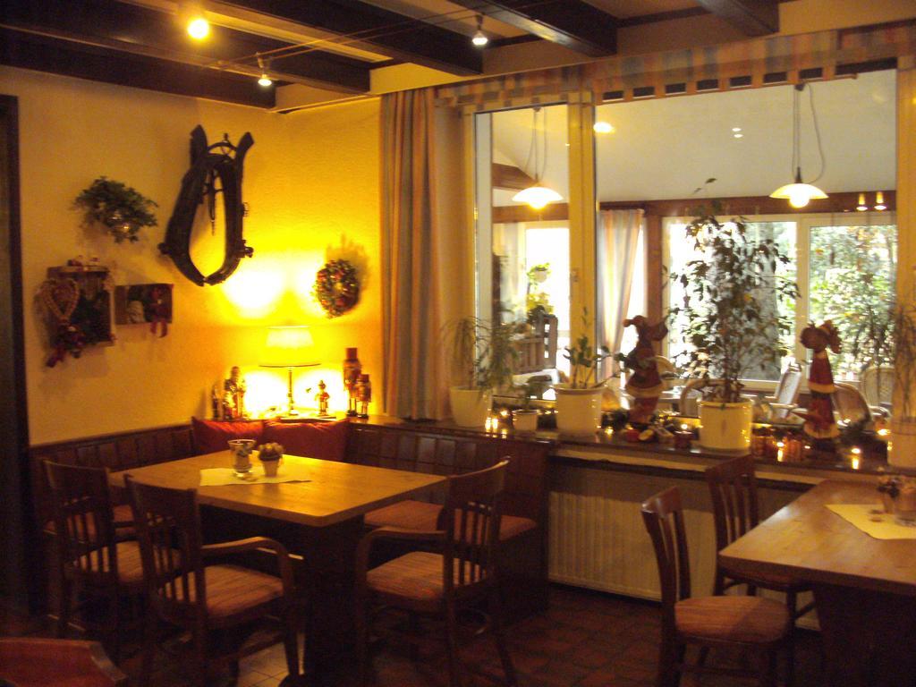 Hotel Zum Grunewald Dinslaken Bagian luar foto